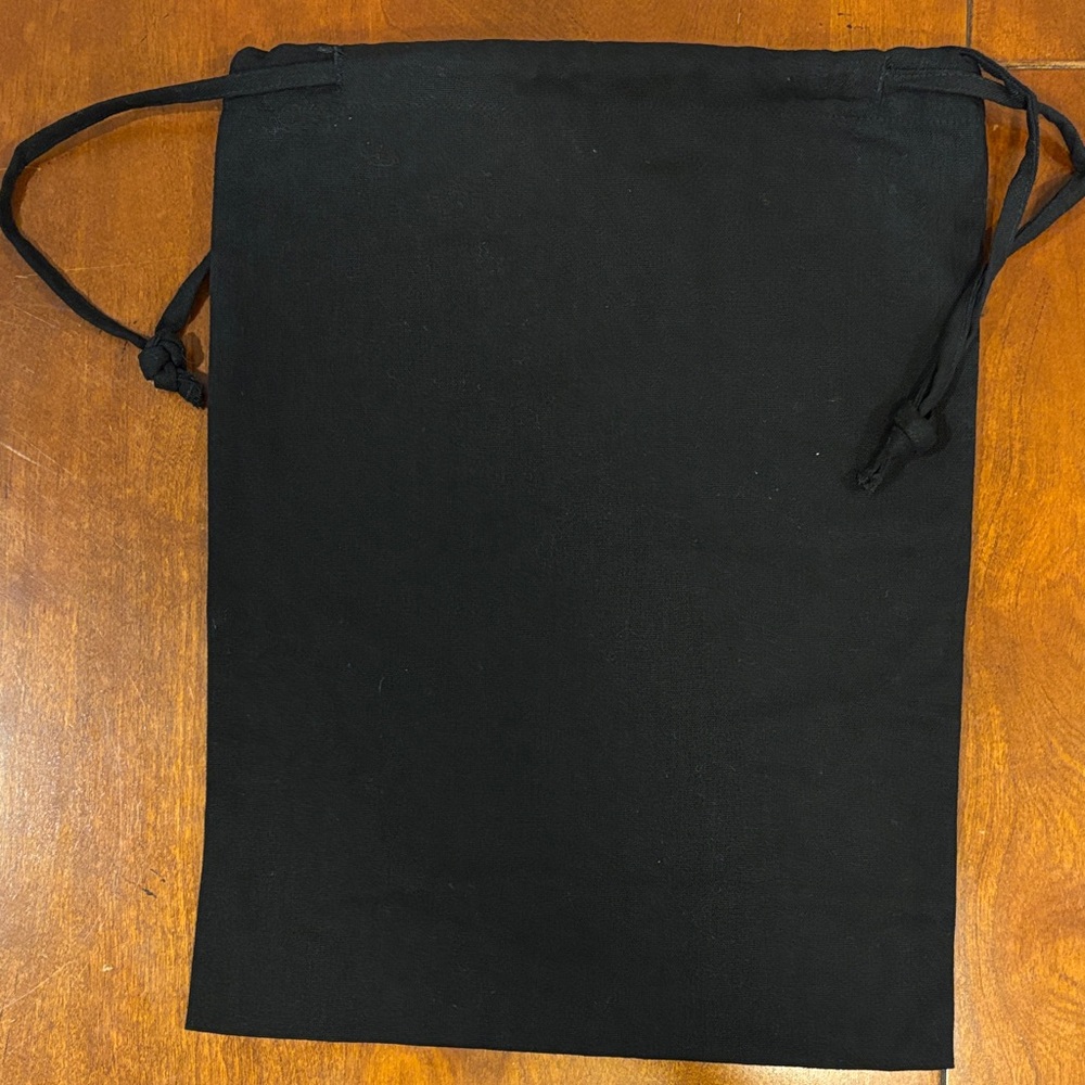 Rails Black‎ Drawstring Pouch - Picture 2 of 5
